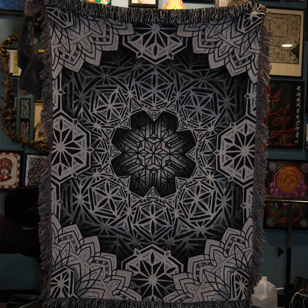 Sacred Geometry Woven Blanket – Mandala