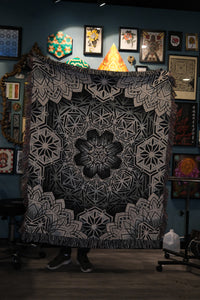 Sacred Geometry Woven Blanket – Mandala